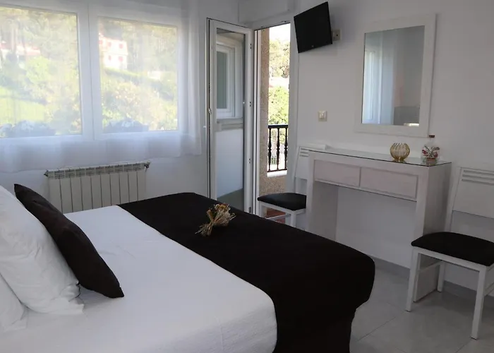 Konukevi Casa Maria O Grove 3*